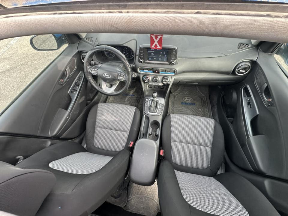 كونا 2018 
اعلى شي ب ل ١٨ 
بصمه تحكم ستيرن 
تدفه كشنات
بصمه 
فتحه
تحديد مسار 
نضام سبوت و عادي
محرك السياره ٢٠٠٠ دوش 
رقم السياره بغداد 

مكاني كربلاء 
*********** 
ب ١٣٠ و بيها مجال الي
السياره ليبل واحد
بدون ايرباك
حادثها 
جاملغ + بينيد + بابين مال توحيد بدون تبديل ولا قطعه بل سياره
