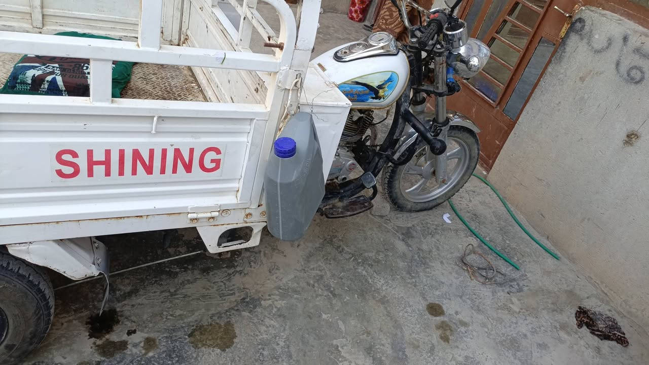 السلام عليكم ستوته للبيع
ب مليون وبيها مجال للشراي 
للاتصال ***********
