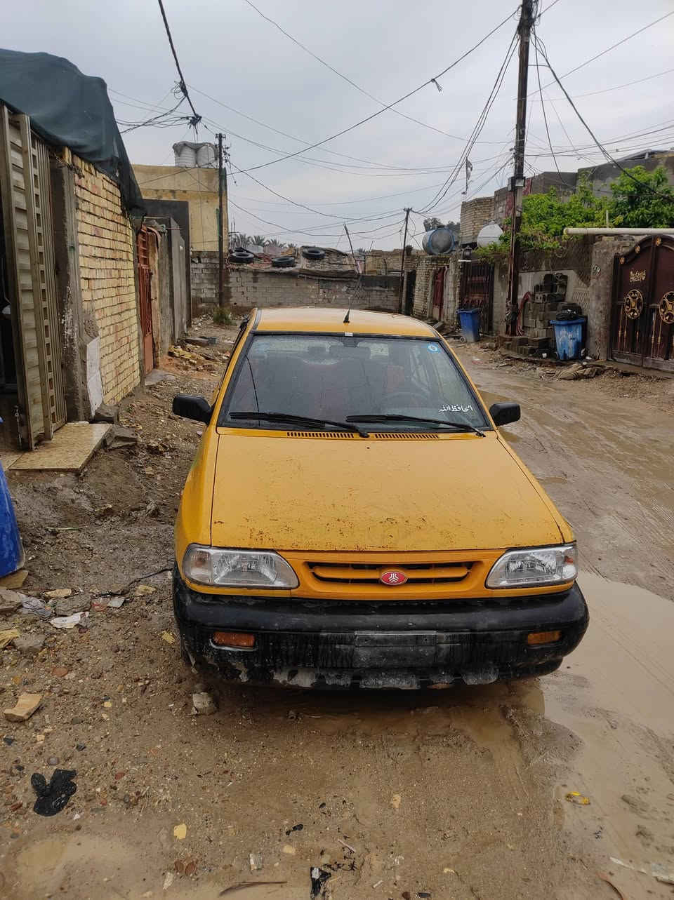 سلام عليكم سايبة لبيع موديل 2011تحويل مباشر ثاني يوم هية غرامات مصفرة استلام لوحيات جديدة ثاني يوم محرك وكير خير من الله لا تنقيص لا تبخير بيهة خياسات خلفية قليل سنوية سنة 2028لا ضربة ولا صبغ بيها شواصي واحد شركة وثاني معمر شوي كهربائيات شغالة طلعة سيارة رقم بغداد عنوان بغداد  سعر 23ي نقص مكو ***********
