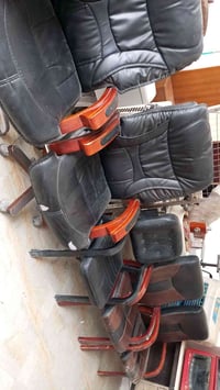 كراسي مكتبيه ضخمه للبيع الاتصال 07811554709