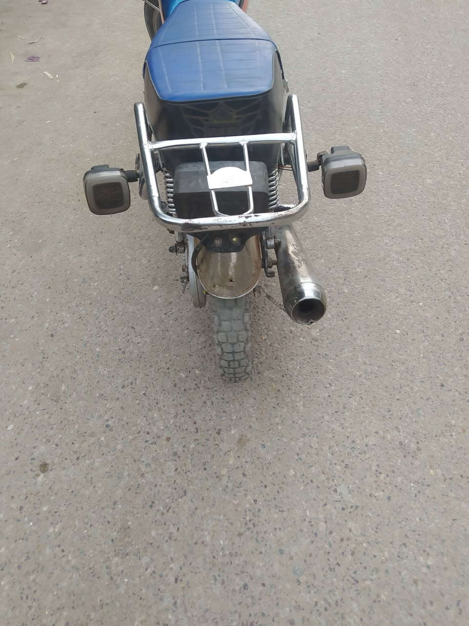 مرخصت لادمن المحترم دراجه ايراني 5كير بدون اوراق  شغاله هندر وسلف كهربائيات شغاله كلها مكاني بغداد الحرية شارع 30 السعر (250)الف قفل ابيعلك هل الموجود


**إذا كنت صاحب هذا الإعلان وتريد حذفه لأي سبب، رجاءا أرسل رسالة إلى الدعم الفني**