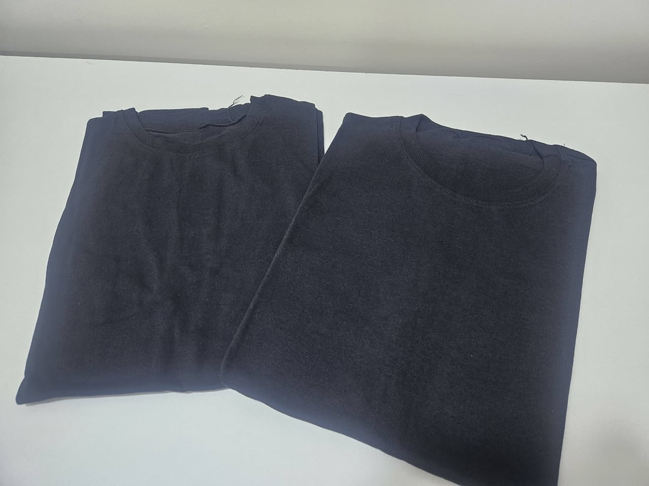 متوفر تيشيرت اسود بسعر مناسب 
S m l xl xxl السيرية 
سعر السيرية 10.000 القطعة 2000 يطلع 
اقل طلب ٤ سيرية


**إذا كنت صاحب هذا الإعلان وتريد حذفه لأي سبب، رجاءا أرسل رسالة إلى الدعم الفني**