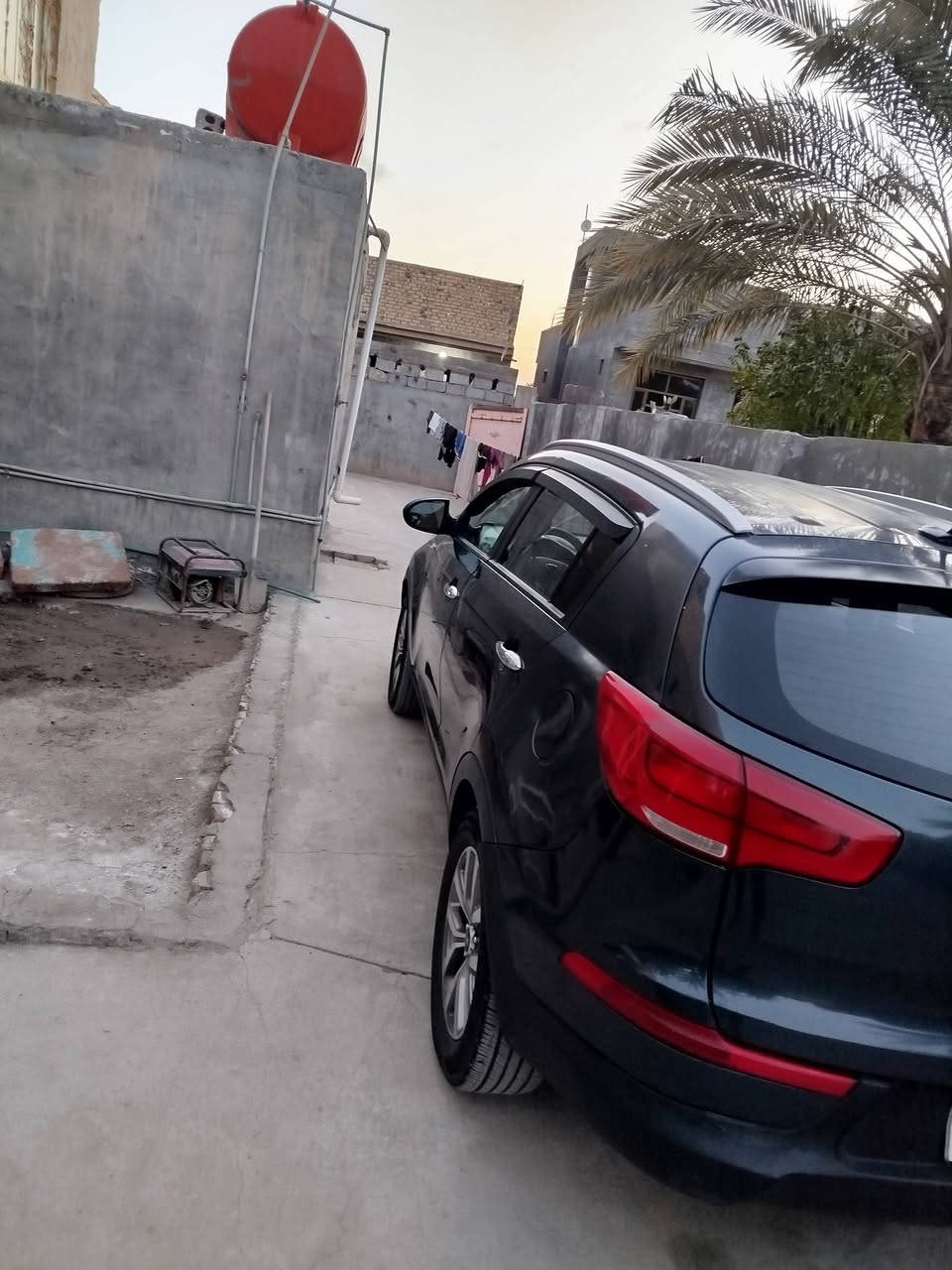 كيا سبورتج موديل 16امريكي السعر 135السياره جاهز للاستفسار *********** جاملغ خلفي ونص باب كلير بيه بارد الباب الامامي مكان السياره بابل
