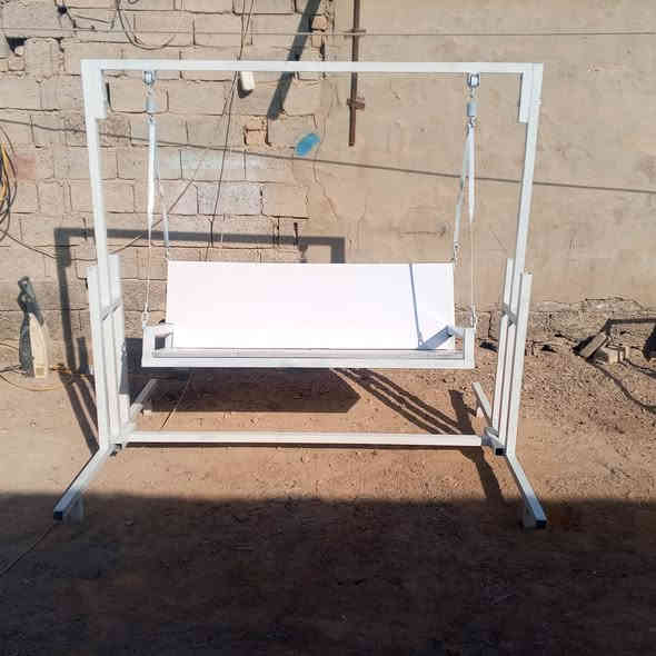 مرجوحه جديده تسگام بدون استعمال بوري ثقيل انج ونص مليم ونص تتحمل وزن 150 كيلو 3نفرات تتفصخ وتنشد سهله بالفتح والنقل 
العنوان كوفه علوة الفحل 
السعر 180
الاتصال ***********
