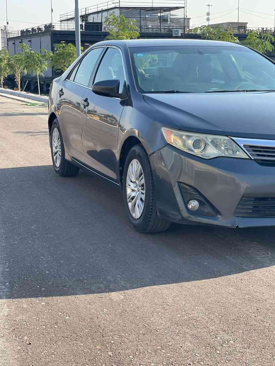 السلام عليكم
كامري وارد امريكي موديل ٢٠١٢ باسمي 
حادث جاملغ خلفي وجنطه سياره بيه بس ٣ قطّع صبغ فقط 
رقم بغداد تحول ثاني يوم نكليزي جديد مميز 
سعر 109$ بيه مجال بسيط كلش 
مكان السيارة بغداد 
اتصل ع رقم 
***********
