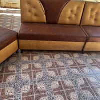 تخم • صوفا • بلا ضرر