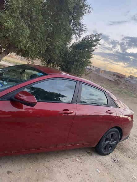 سلام عليكم النترا2023🤩🤩
هوندي وارد أمريكي 🇺🇸 
هايبرد (بانزين + كهرباء ) 
رقم بغداد بأسمي الرقم الجديد الدولي 
ماشية 38 الف كم
المواصفات :
انارة ترحيب في قبضات الابواب 
صندوق ذكي يفتح عند الاقتراب 
رادارات :
حساسات خلفية 
قيادة ذاتيه 
 تدفئة + تبريد
شاشة عدادات دجتل 
نضام صوتي سماعات BOOS 
وضعيات قيادة
محرك 1600تيربو
تخم تاير جديد
حادث بسيط في الخارج
مكان السيارة بغداد الزعفرانيه***********‬‏ ‬‏
