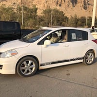 نيسان فيرسا • فول مواصفات • ٢٠٠٩