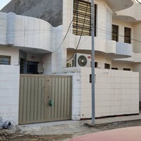 مشتمل ١٠٠م • بناء طابوق • قرب شركة الافراح