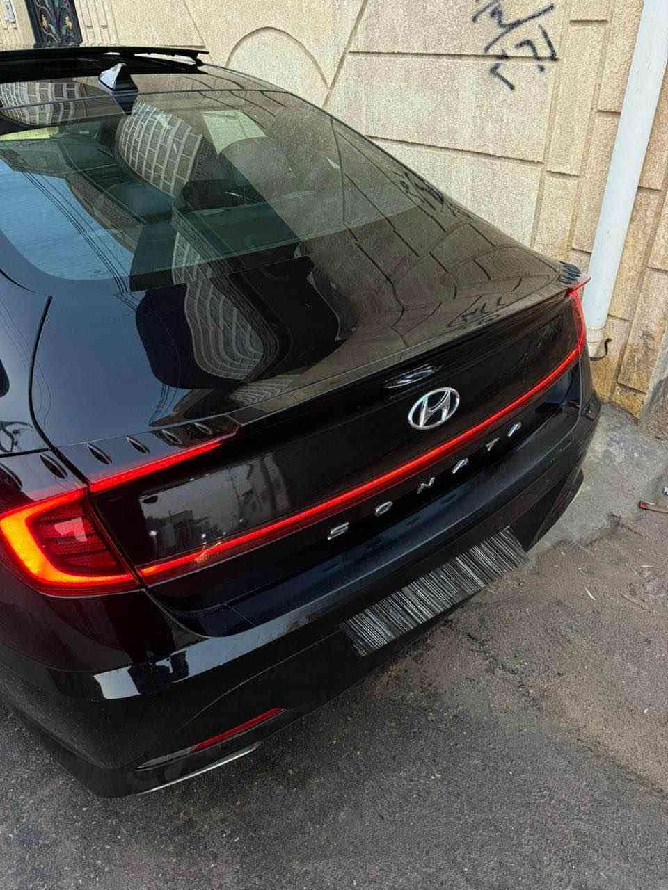 سوناتا N-Line موديل 2023 – للبيع

المواصفات:

اخت الزيرو ماشيه 4000km

دخول جديد وتسجيل جديد

رقم شمالي بسمي 

 • الفئة: N-Line (رياضية)

 • المحرك: 4 سلندر 2.5 لتر تيربو

 • القوة: 290 حصان

 • ناقل الحركة: أوتوماتيك DCT – 8 سرعات

 • الدفع: أمامي (FWD)

 • بصمة تشغيل

 • شاشة وسطية كبيرة

 • شاشة عدادات رقمية

 • Apple CarPlay / Android Auto

 • مكيف أوتوماتيك

 • مقاعد رياضية N-Line

 • مقعد السائق كهربائي

 • رادار

 • تحذير خروج عن المسار

 • كاميرا خلفية

 • ويال 19 N-Line

 •السيارة بحالة ممتازة

⸻

وارد امريكي حادث جانبي 3 قطع  ايرباك الكشن ضارب والتكمه راجع / بجم كبس

السعر : 195  وبيها مجال بسيط

للتواصل : *********** البصرة, العراق
