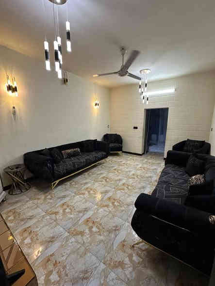 ✅——انسب عقار للبيع  50متر في السيديه——-✅
مشتمل مساحه  50 متر واجهه 4 متر نزال 12.5 ✔️

محتويات العقار 👇

🔶طابق الارضي :يحتوي على صاله ومطبخ وخدمات ❇️

🔶طابق الاول  : يحتوي على 2 نوم وخدمات ❇️

🔶 طابق الثاني : سطح عدد 2 ❇️

الموقع السيديه الضباط  📍
_________________________________________
عزيزي  الزبون 💎

كل ما هو جديد ومميز وراقي سوف تجده متوفر لدينا ✅

نكفيك عناء البحث لتمتلك اليوم عقار الغد 🔛

عزيزي الزبون ↖️🔆〽️
كل ما عليك الأتصال بكادر المكتب المختص ✔️
للبحث على عقارك وانت في بيتك ✔️
والكادر ايضا يغنيك عن عرض عقارك للبيع او للأيجار ✔️
وهو قادر على بيعه او ايجاره في خلال فتره زمنيه قليله ✔️

_______________________________________
للأستفسار اكثر تفضلو بزياره مكتب الطائي للعقار 💎
 الكائن في السيديه شارع المركز بنايه شركه السراب للمطابخ

او الأستفسار ع الارقام ادناه 📞↘️↘️ (متوفر واتساب )📌🔛
***********
