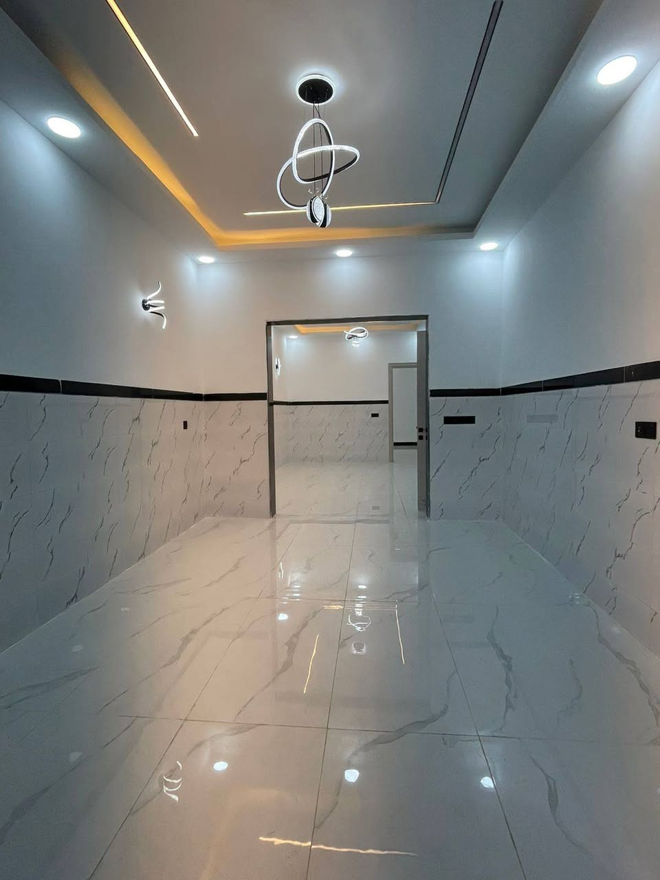 دار للايجار 🏠 

حي الحدباء مقابل أسواق الجزيرة 🛒.         مساحة 120 متر ⚡ بناء حديث زيرو فارغ 🔑 

طابقين كاملة ✅  

3 غرف نوم هول استقبال مطبخ صحيات كراج ✨ 

للاستفسار الاتصال على الارقام التالية 

***********.   📱 ***********.  📱    ***********.  📱
