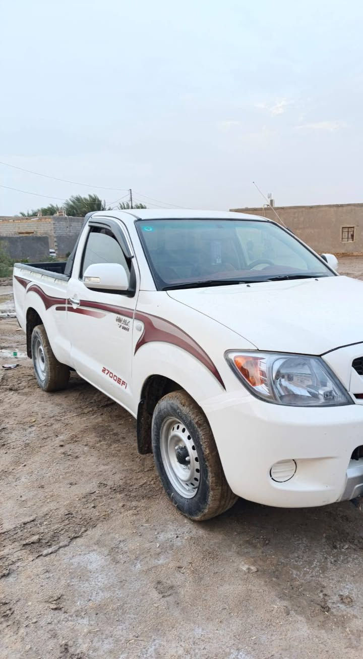 سلام عليكم للبيع فلاونزه تك 2006 مكفوله رقم ذي قار مشروع وطني دولي سنويه جديده محرك وكير كفاله حداده وتايرات جدد تبريد كهربائيات شغاله الاتصال. *********** مكلف بنشر
