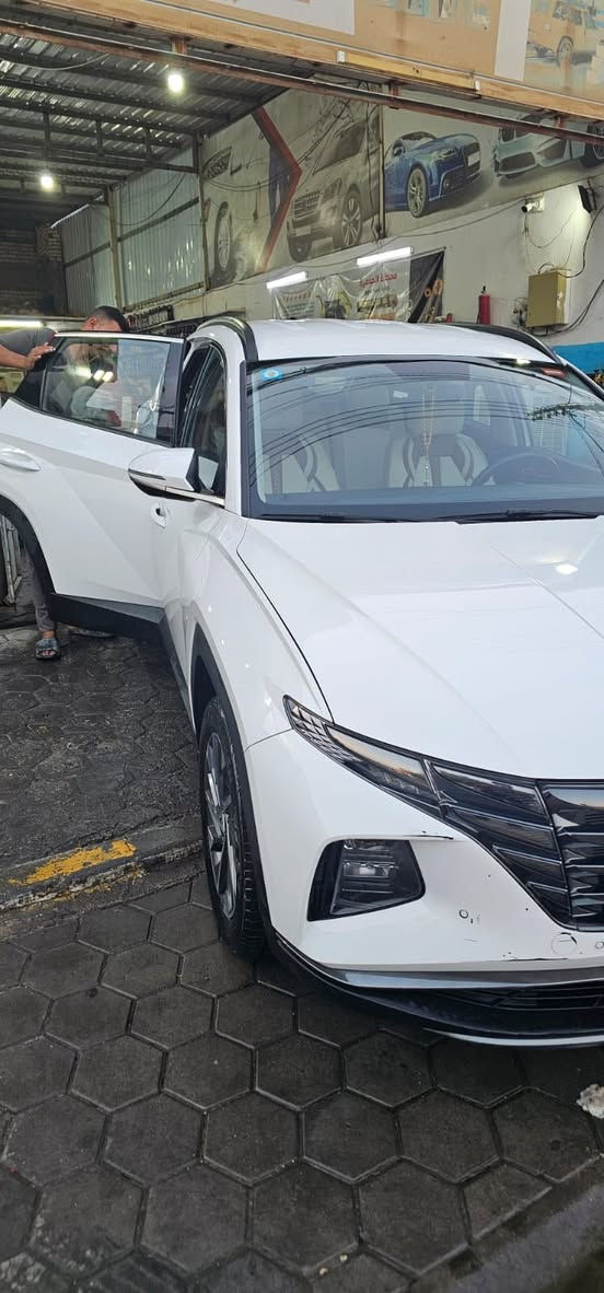 توسان 2024 بغداد بأسمي خليجي ماشية 21 الف قابل للزيادة
مكفولة السيارة كفالة عامة بيها خدش 
بالدعامية فقط
موجوده بالنجف رقم صاحب السيارة    ***********￼
السعر 220$
