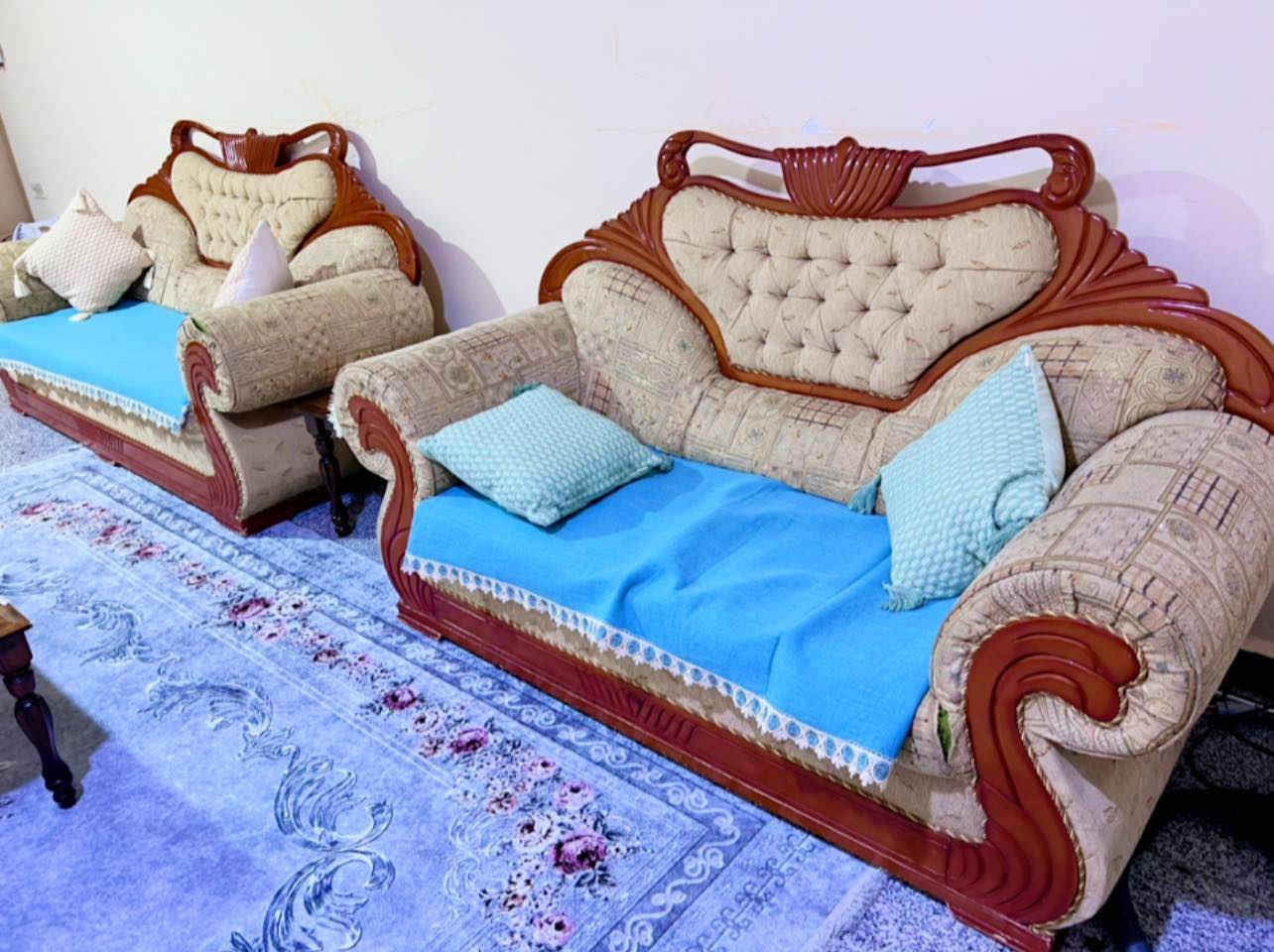 تخم قنفات للبيع مستعمل 5قطع7مقاعد مستعجل مكاني البصره للاستفسار *********** وسعر مناسب
