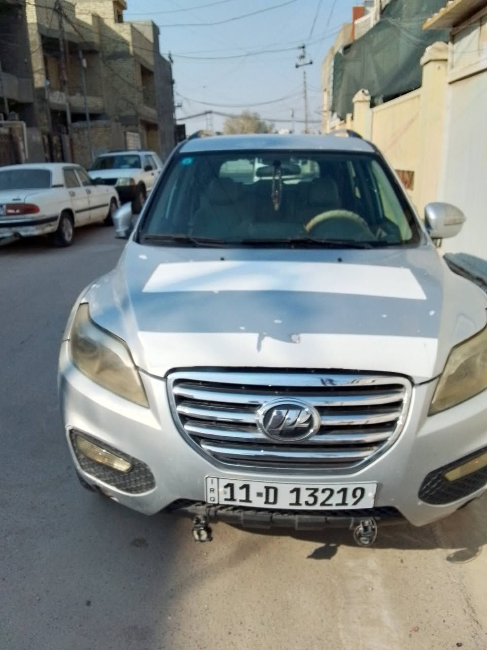 السلام عليكم
ليفان X60 موديل 2015

سيارة جاهزة مكينة 2800 مكينة خير من اللة سيارة كاملة بيها صبغ بعض اماكن قمارة جرد شاشة شغالة تبريد وتدفئة شغالة تايرات 5ويل كب وجديد وكهربائيات كلها شغالة ما رايحة كهربائي ابيعلك حزام ورقمها بغداد سعرها 55 وبيها مجال الشرعي اني وهذا رقمي واني حاضر مكاني بغداد شهداء البياع  ***********
