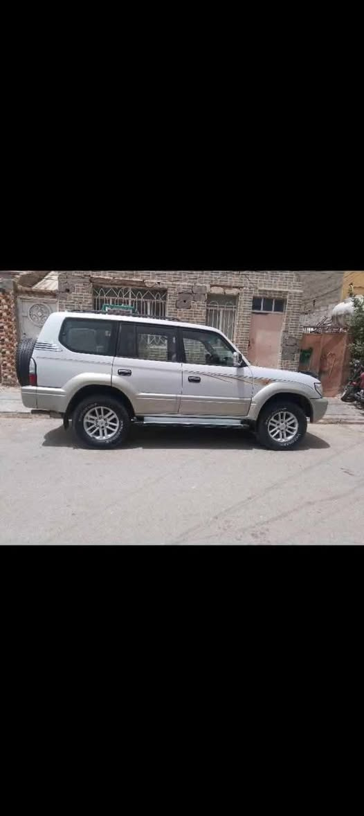 سلام عليكم سياره برادو موديل 99كفاله عامه من كلشي حداديه جديده كير مكينه شرط تبريد 3قطع ثلج فور ويل شغال بلادي فتحه كهربائي  مانع نزلاق  رقم جديد سليمانيه هزه جديده سياره حلوه مناقصه شي تريد وكاله تريد تحويل بسمك ماكو اي مشكله سعره 110مكاني نجف رقمي ***********
