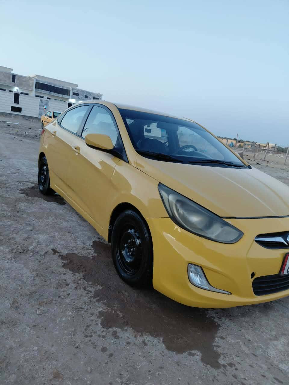 السلام عليكم اكسنت موديل 2012 رقم بغداد انكليزي مشروع وطني بي مرور تداور سنويه جديده هزه جديده مكينه 1600 مكينه وكير وتبريد وحداديه وتخم تاير وكهربايات وشواصي ولغود وحوض خير، من الله مكفوله عن الضربه السعر 80 وبيهه مجال الهاتف *********** مكاني كربلاء ما متواجد ع النت السياره احلى من الصور
