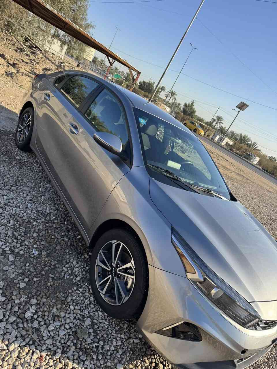 السلام عليكم البيع 
فورتي موديل 24
دخول جديد ماشيه 21
مرقم بابل شهداء شرط الوكاله
الحادث قطعه وحده تبديل بنيد
***********
