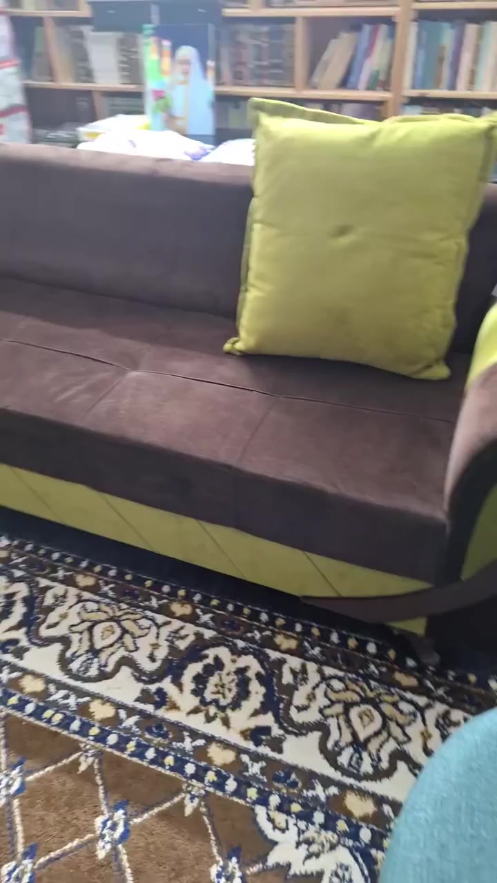 تخم قنفات نظيف جدا ب٣٥٠ مراسله على رقم الموبايل ***********
