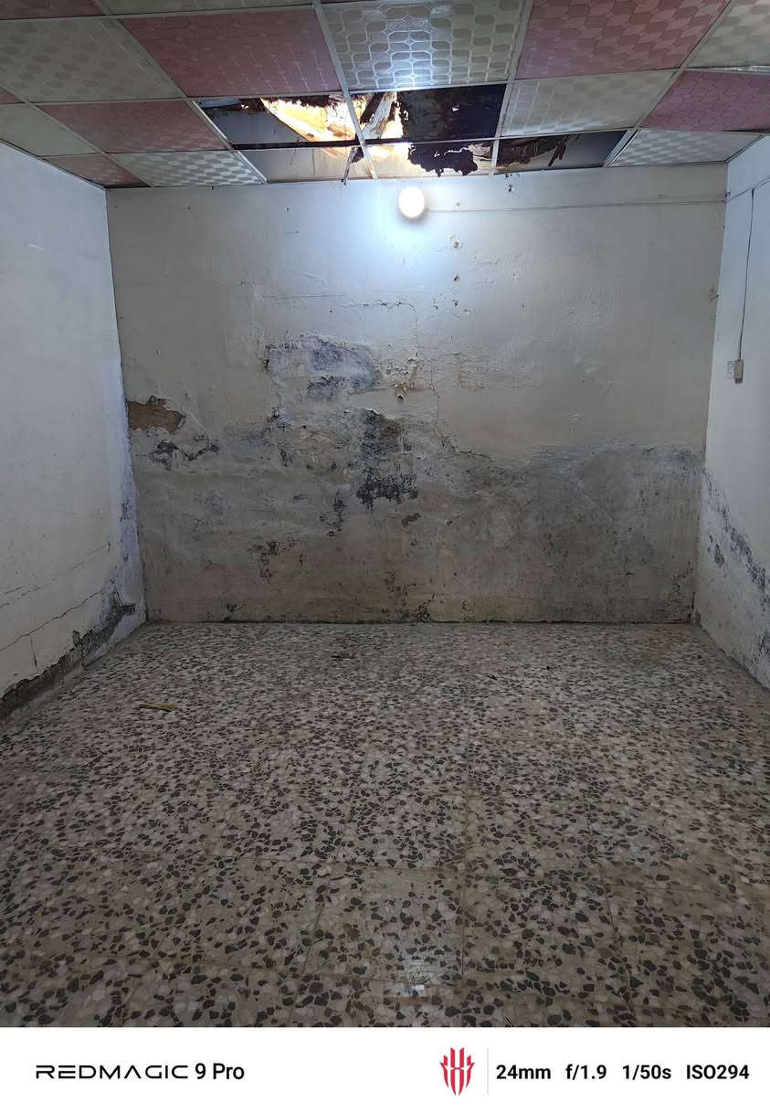 بيت للبيع تجاوز منطقة جسر ديالى قرب مستشفى الساهرون مساحه 95 الستفسار ***********
