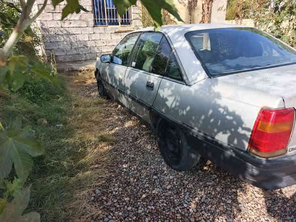 اوبل اوميكا توماتيك كير محرك صدر كهربائيات تدفئه كله شقاله وكاله وتحويل السعر 18 ورقه
شرط كلها شغاله 
مكاني الشرقاط الساحل الايسر 
***********
