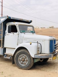 سكانيا 111 • ١٩٨١ • محرك معمر