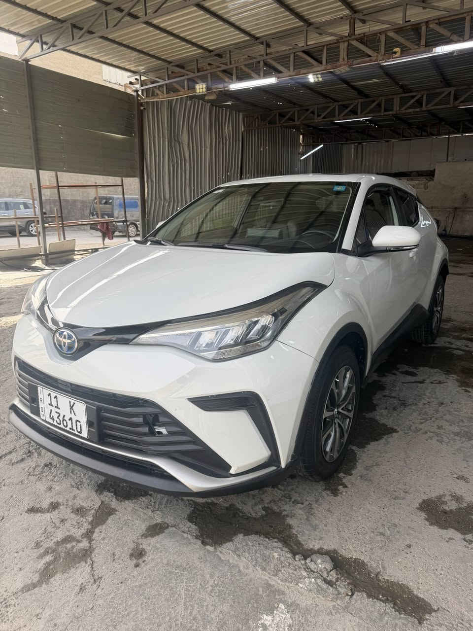 تيوتا chr موديل ٢٠٢٤ زيرو سياره واكعه من ناقله بيه صبغ ابيع عام لا شواصي ولا لغود فول مواصفات مكينه ٢٠٠٠ دوشً وارد خليجي مرقم بغداد بسمي عارضه ١٢٠ وبيه مجال بسيط شراي يتصل مكاني حي الجهاد ***********
