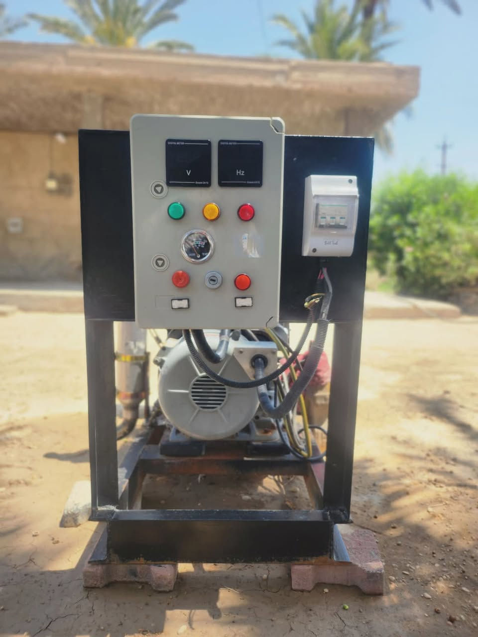 السلام عليكم مولد للبيع كابوتة أربعة سلندر مال براد كامل ٢٠ كيفي وسعرة ٢٢ ورقة وبيها مجال للتواصل على الرقم *********** حيدر ابو منتظر والعنوان بغداد ابي غريب
