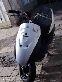 ذبانه للبيع ساسوكي دراجه هندر واحد كبل تشتعل دراجه خير من الله بس مجفت...