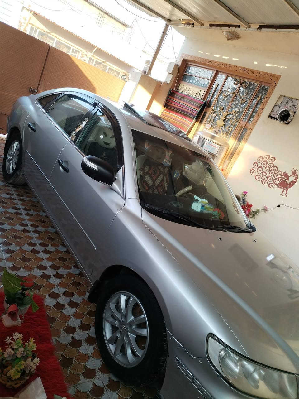 السلام عليكم ازيرة للبيع موديل 2010 وارد خليجي مصبوغة عام للجمالية مابيها اي ضربة مكينية 2700 كير مكينة كفالة صدر جديد تبريد تدفئة شغال سيارة حلوة
واذا مراوس بتكسي يرهم 
رقم سيارة : ديالى 
مكاني ديالى بعقوبة 
***********
