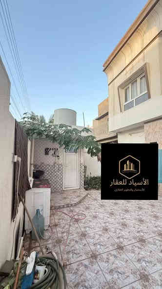 دار للبيع  طابو ملك  صرف بناء 2016  
موقع الدار كركوك حي الواسطي قرب تقاطع النجدة والجامعة   منطقه هادئه جداً ونضيفه 
 مساحه الدار 218 متر ركن 
الدار يتكون من ثلاث طوابق وكل طابق يشمل الصحيات 

-1الطابق الاول 
يتكون من ٣ غرف + مطبخ + وصحيات داخلي وخارجي وترك عدد ثنين مع استقبال وكراج سيارة

2-الطابق الثاني
 يتكون من ٤ غرف  واحده منهم تحتوي على بلكونه 
 صحيات وايضاً ترك 

3-الطابق الثالث
 يتكون من ٣ غرف مع سطح عدد ثنين + صحيات 

💵💵#السعر215وقابل_للمعاملة💵💵

🔴 1- التعامل يكون مع صاحب العقار الشرعي حصراً
2- المكتب  وسيط بين الطرفين ولحفظ الأجرأات القانونية والتأكد من صحة العقار قبل تسليم اي مبلغ بأشراف قانوني

للأستفسار ✅مراجعة مكتب الاسياد للعقار 🔔

📍عنوان المكتب كركوك واحد حزيران قرب تقاطع الحصو ورمل 
                 للأتصال ***********📱

                             ***********📱

✅نستقبل جميع عروضاتكم السكنيه والتجاريه في كركوك 💯والترويج لها عبر الصفحه الخاصة بل مكتب
                  مكتب  الاسياد للعقار 
للأستثمار والتطوير العقاري 💯 معنا نحو الأفضل

https://www.facebook.com/profile.php?id=100063971986106&mibextid=ZbWKwL
