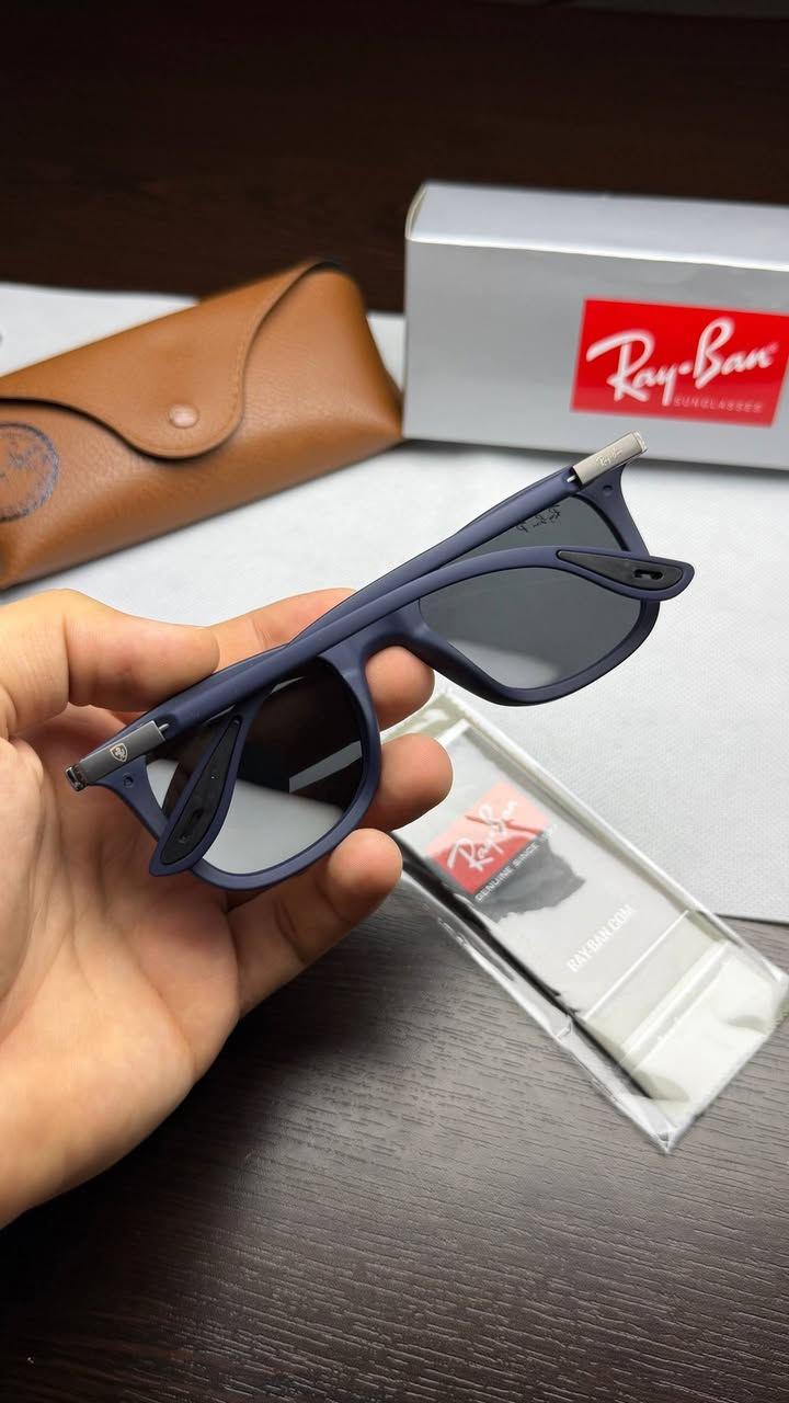 RAY BAN   
ماستر كاملة المرفقات 
عدسة بولورايز UV400 حقيقي على الفحص 

16  الف على اول تم

HmrfYJvTucownqNVDd


**إذا كنت صاحب هذا الإعلان وتريد حذفه لأي سبب، رجاءا أرسل رسالة إلى الدعم الفني**