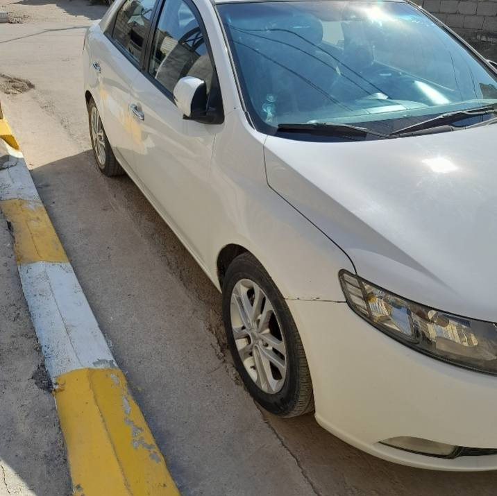 سياره سيراتو للبيع وارد خليجي ٢٠١٢لاستفسار علئ الرقم ***********
