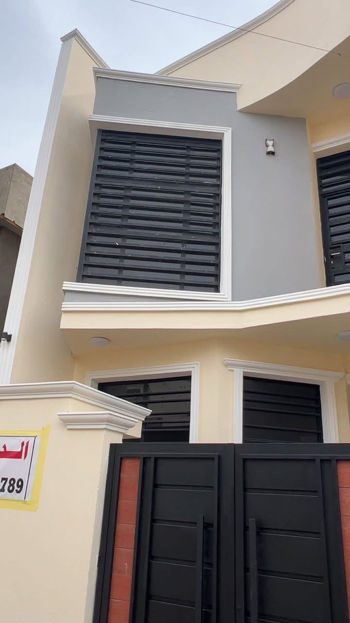 دار للبيع 100م جاهز للسكن 
منطقة باب الحارة الزراعي ***********
