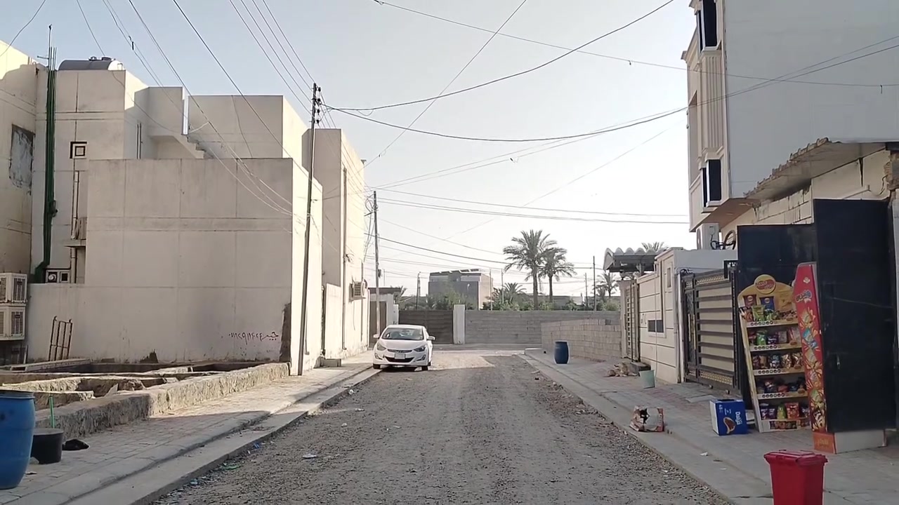 قطعة أرض للبيع الرمادي الجمعيه قرب العلوه المركزية 
طابو زراعي سند 25 تحويل بأسمك مباشر 
كافة الخدمات موجوده من ماء وكهرباء ومجاري نقص التبليط 
السعر 60 مليون وقابل للتفاوض 
للتواصل زيارة مكتبنا مكتب النورس مجاور مرطبات ادريم أو الاتصال بنا 
***********
