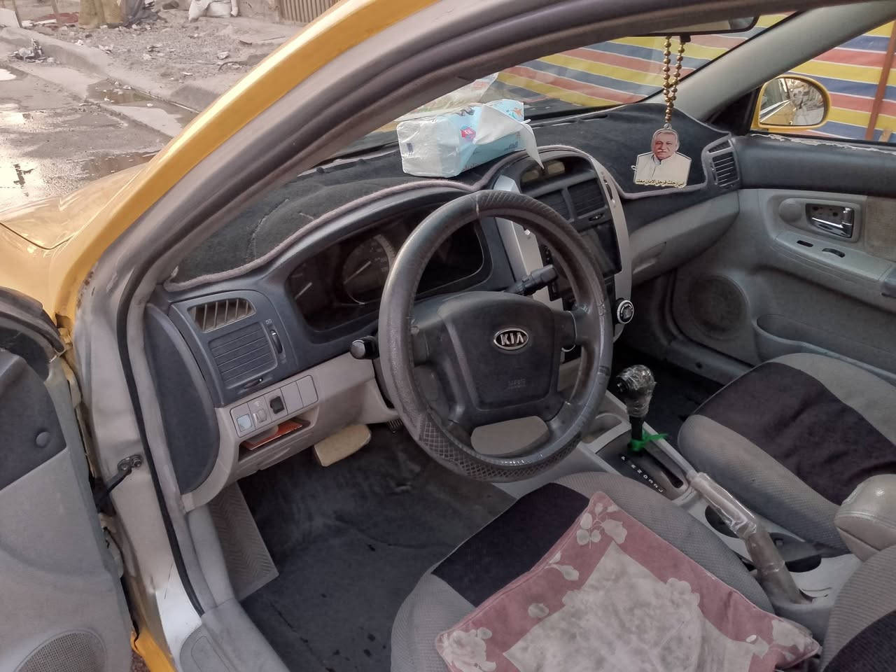 سلام عليكم عند سياره كيه سبكتره موديل2007مكينه 2000 سعر65 وبيه مجال بسيط عنواني بغداد مدينه صدر وهذا رقمي *********** مريكي حادثه بتكمه مال سائق كلش بسيط كير مكينه تبريد خير من الله
