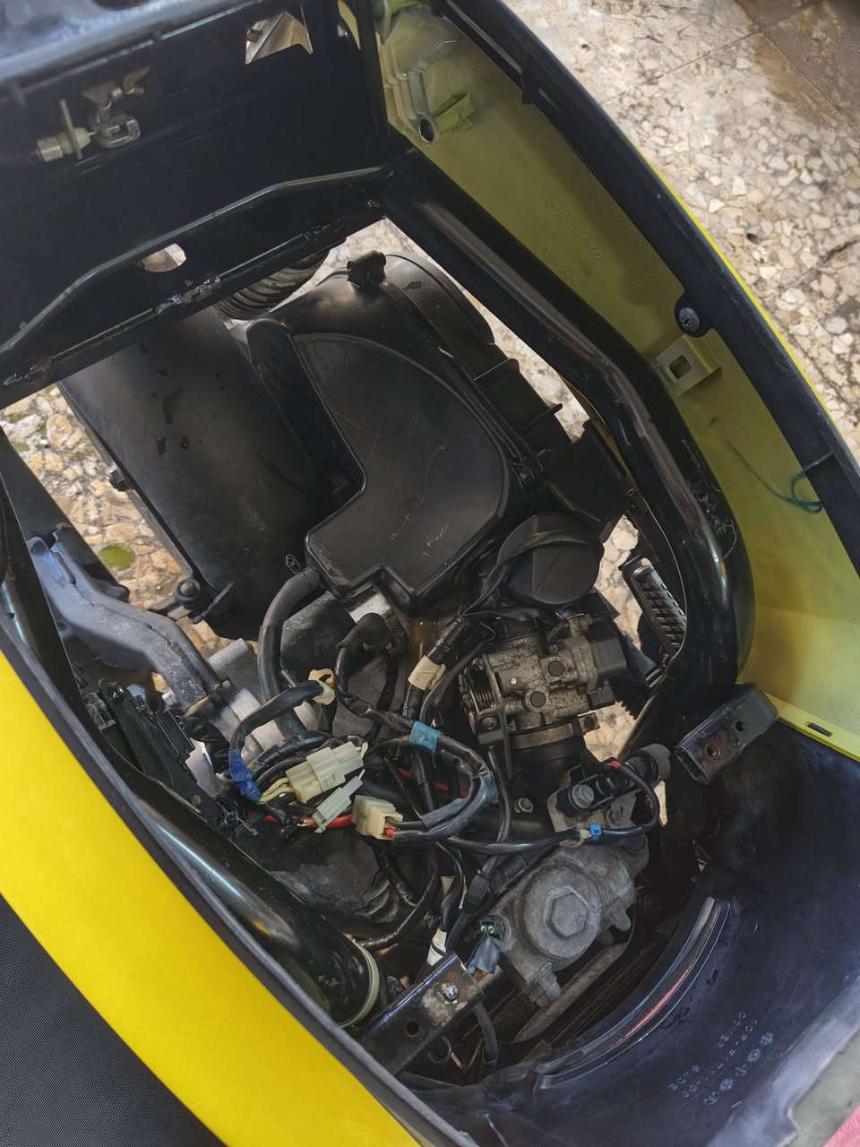 سلام عليكم ماكس بوليس مصطرة الدراجه نوزل نازله قبل فتره من معرض عباس كوبر النضافه شوف عينكم شلعه ومعدل مكاني بغداد الكاضميه بيها صدر ذهبي قزم وبيها ويل كب مشيف اجني بيها من ربمه وبيها الدراجه خير من الله وحلوة وكاعده رقمي*********** سعر خابر وسهله
