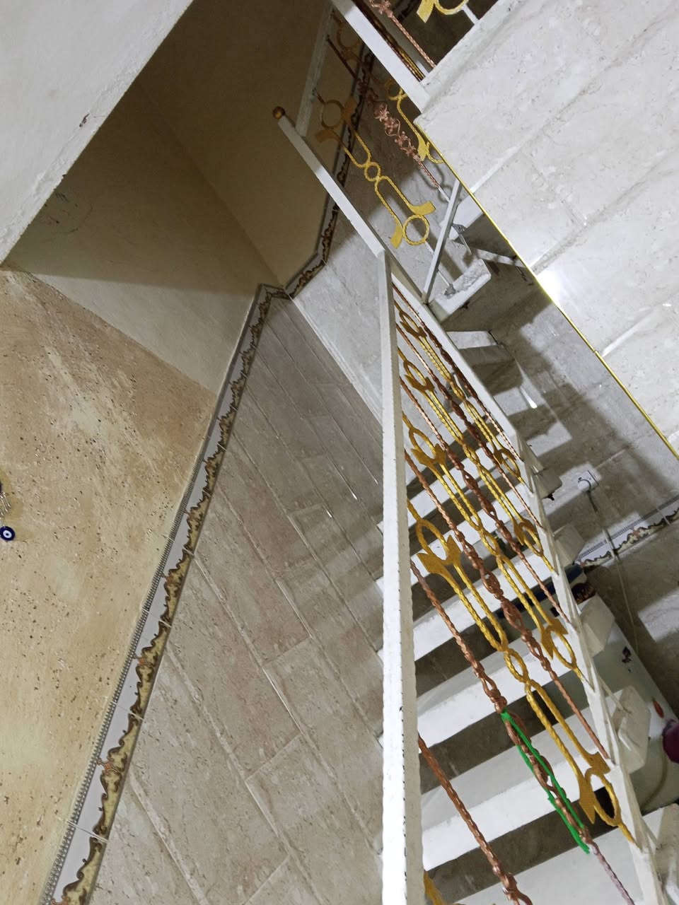 بيت للايجار نضيف جدأ بيه غرفه+استقبال+حمام+ تواليت+مغاسل ثنين+مقطوره كبيره جدا وير سحب ماطور بيه طرمه صغير+سخانةوبيه منور صغير بيت مساحة 100مربع نضيف جدأ  (يريد عائله صغيره)اهم شي عائله كبيره ما يأجره العنون حي صادق قريب ع مستشفى الحكيم قريب ع اربع سايدات متوفر كافه خدمات اسواق مخبز صيدليه قريبه عليك اني مكلف ب نشر سعر الايجار 300 واهم شي عائله صغيرة كون يحافظ عليه


**إذا كنت صاحب هذا الإعلان وتريد حذفه لأي سبب، رجاءا أرسل رسالة إلى الدعم الفني**