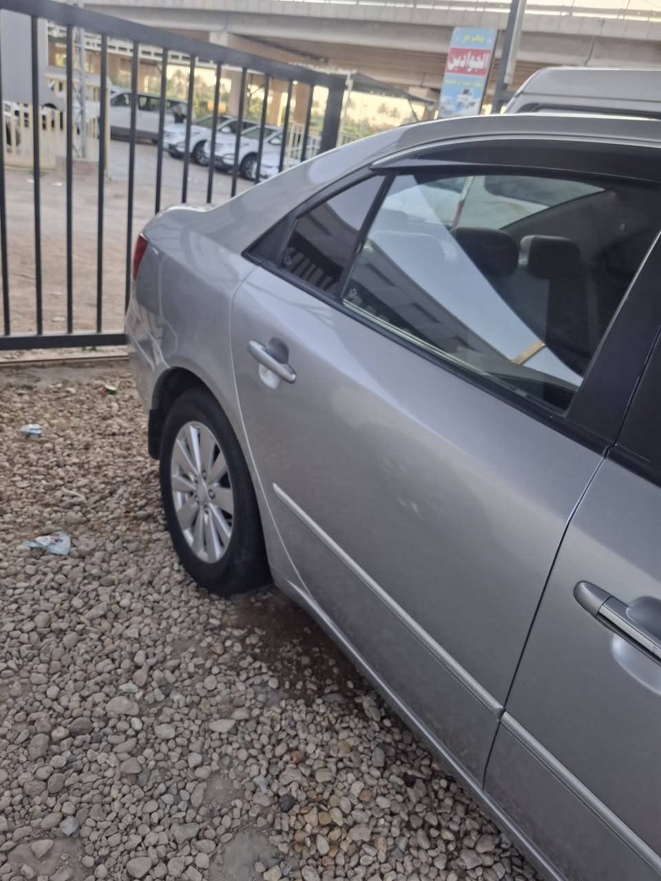 سوناته ٢٠٠٩ صبغ عام جماليه
 تخم تاير حداديه سياره خير من الله 
سعر ١٠٥ وبيه مجال حك جيتك 
مكان سياره كربلاء طوريج
رقم صاحب سياره 
***********
