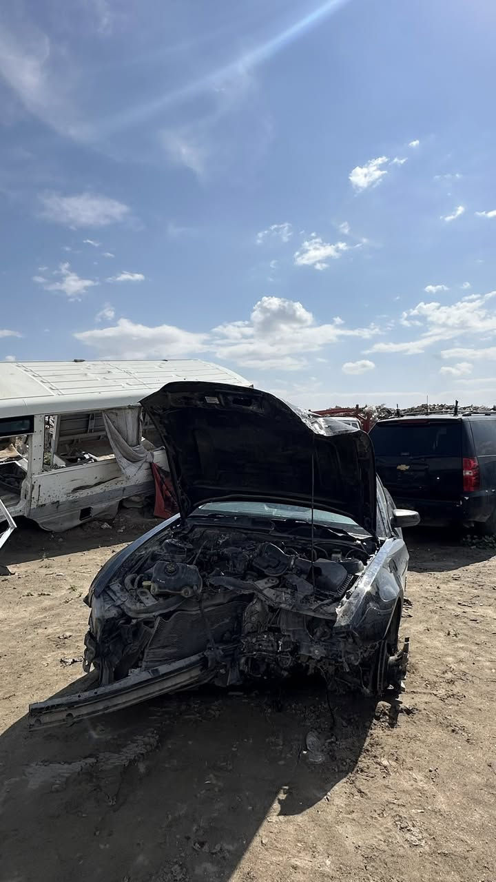 سلام عليكم
موستنك 13 بريميوم ماشيه 90 الف 

سابقا بيهه 3 قطع صبغ ابيع ع حادثها 

رقم بغداد الجديد بأسمي تحويل مباشر 

مكاني نجف ***********

السعر 55 وبيهه مجال
