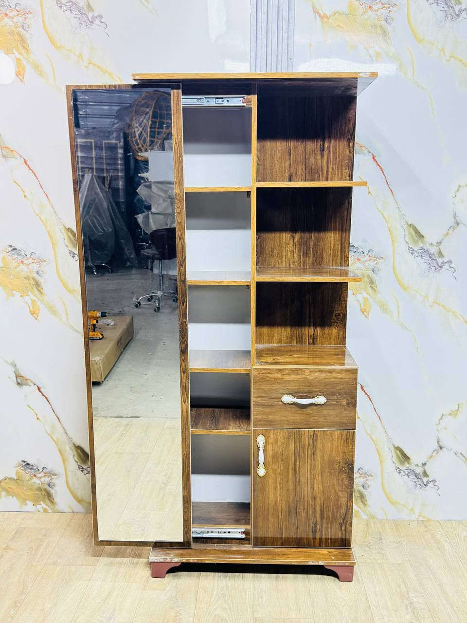 ميز تواليت
موديلات متنوعه 
مودرن 
للحجز والاستفسار مراسلة الصفحة 
يوجد خدمة توصيل لكل محافظات العراق


**إذا كنت صاحب هذا الإعلان وتريد حذفه لأي سبب، رجاءا أرسل رسالة إلى الدعم الفني**