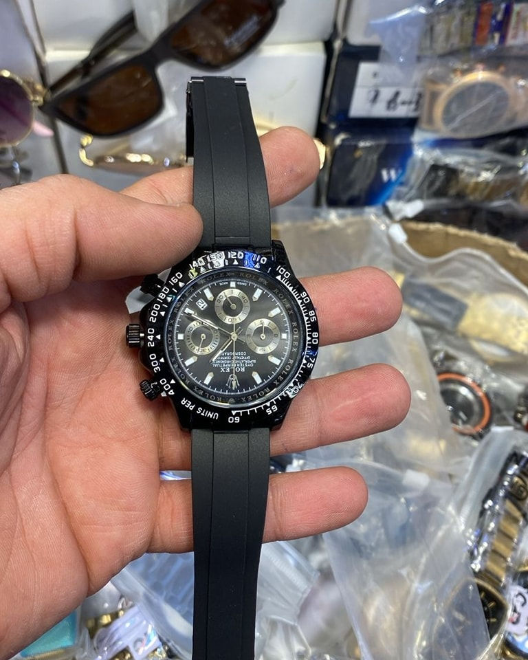 كوالتي عالي 
وزن ثقيل 
سناتر شغالة 
السعر 20
توصيل 5 
📲***********
