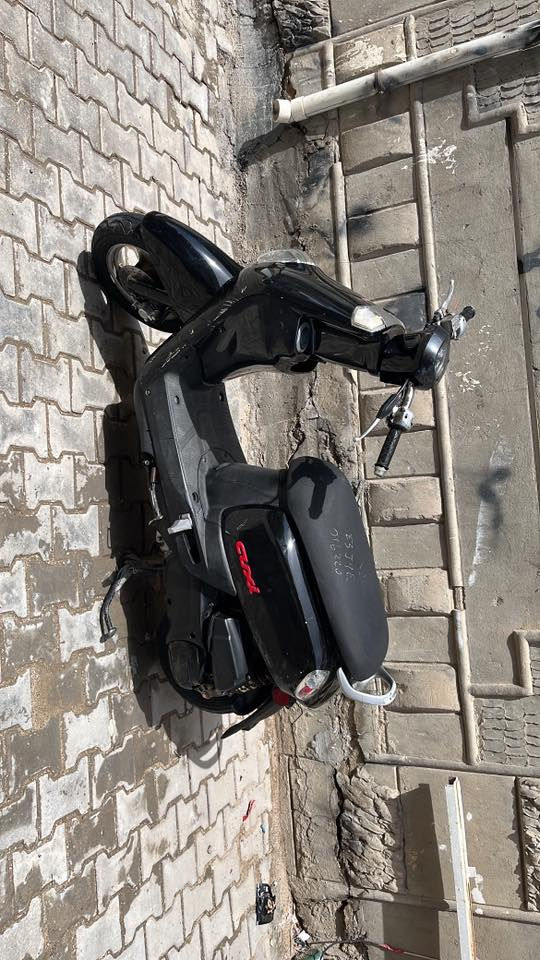 سلام عليكم دراجه بوليس نوزل حديث موديل 2014 دراجه جديد صارله 4تيام نازله من رمبه دراجه كفاله عامه كله بلاديه دهن مبدله جديد الي شراي يدخل خاص مكاني بغداد كاظمية رقمي ***********
