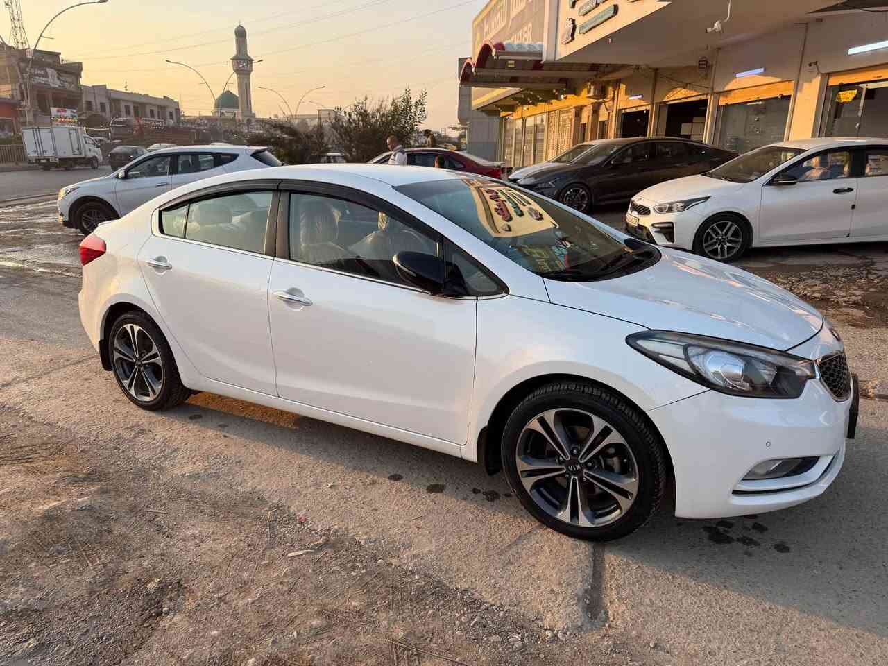 سلام عليكم

كيا سيراتو 2014
بدون ضرر فقط خشم جاملغ النفر بارد

محرك 1.6 دوش المرغوب كوري

3 وضعيات قيادة بل سترين 

فول تحكمات سترين

شفتات بالدرگه 

شاشة ابل كار بلي

قطعتين تبريد 

كامرة خلفي 

مري شفط كهربائي 

ويل كب حجم 17 عدد 5

حساسات امامي خلفي 

لد امامي خلفي 

ترحيب عند التشغيل 

ثنين وسائد هوائية

اربع دسكات 

أربعة ABS

رقم مسطرة الجديد اربيل

تخم تايرات جديد

مابيها غرامات

هزة جديد 2025

سنوية جديد 2025 ثاني يوم تحويل

مكاني الموصل السعر 121 بيها مجال بسيط *********** موصل, نينوى
