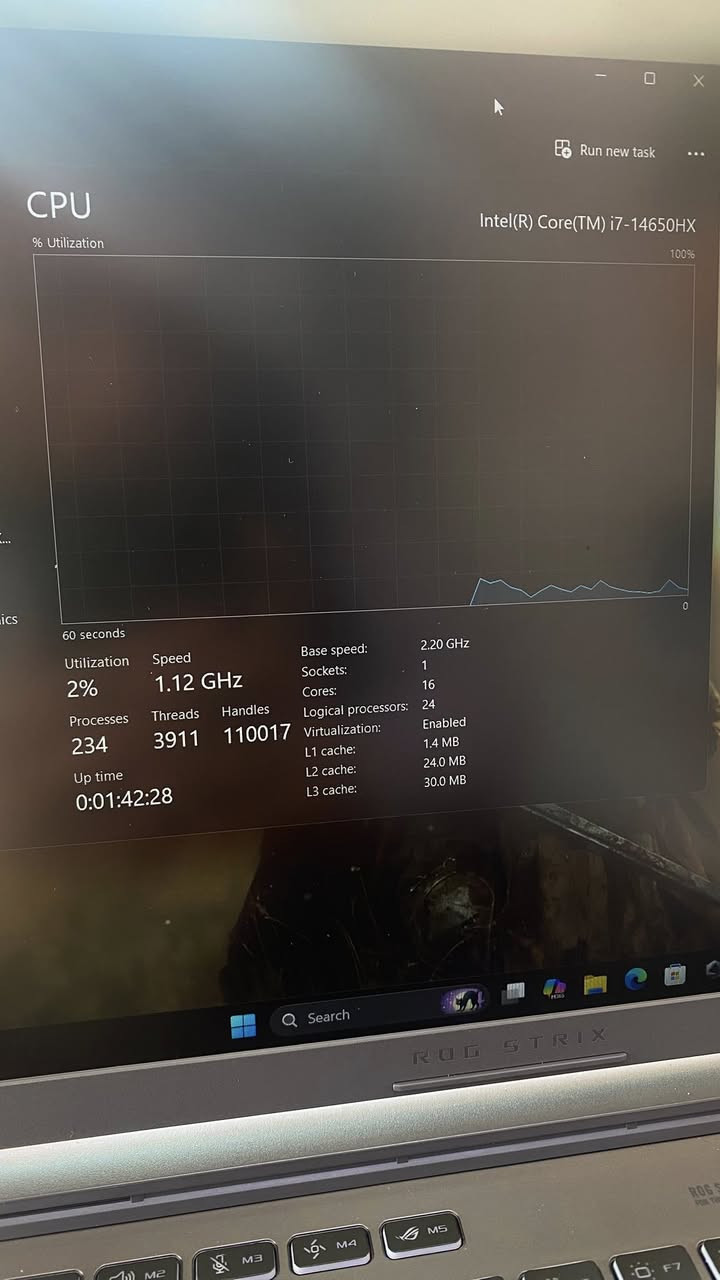 لابتوب ASUS ROG STRIX 16 لبيع
CPU CI 7 GN 14HX 
RAM 16 DDR 5 
SSD 5121 
GPU RTX 5070 G 8 
الجهاز مستخدم شهر واحد فقط وموجوده كامل الملحقات


**إذا كنت صاحب هذا الإعلان وتريد حذفه لأي سبب، رجاءا أرسل رسالة إلى الدعم الفني**