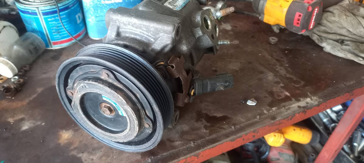 السلام عليكم اخوان عندي كمبوريسر ميكانيكي حجم 18 دوج رام الي يريده يراسلني خاص  ويدلل شرط مال حاويه


**إذا كنت صاحب هذا الإعلان وتريد حذفه لأي سبب، رجاءا أرسل رسالة إلى الدعم الفني**