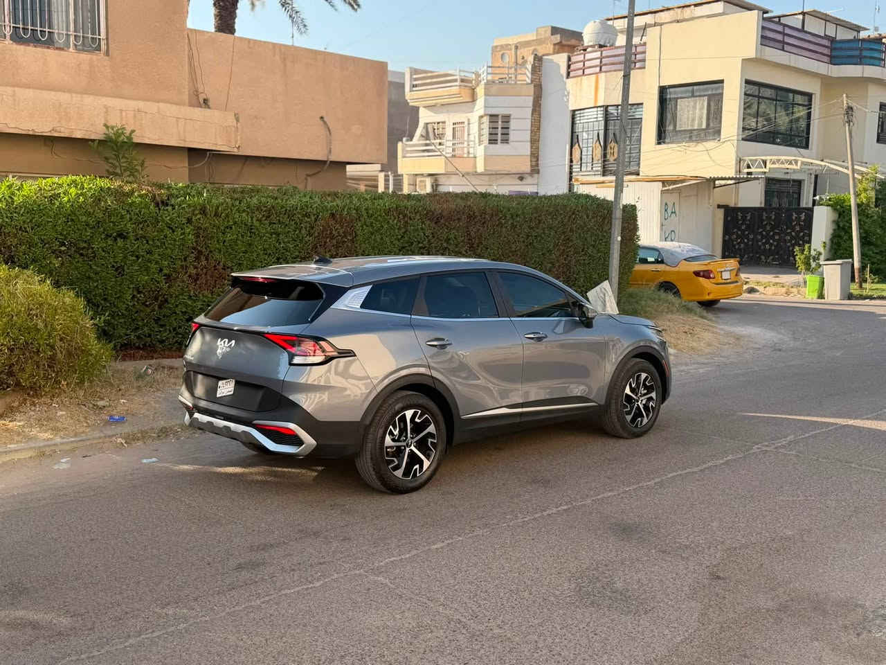 السلام عليكم
كيا سبورتج 2025
وارد امريكي
كفاله شاصي و ايرباك ولغد
مكينه 2500 
‎حادث جاملغ وبنيد بسيط جداً 
المواصفات
جلد
تدفئه كشنات
تحكات ستيرن كامله 
رادارات
بصمه
تشغيل عن بعد
كرسي كهرباء 
فور ويل
ماشيه 3,500
بدون لوحات
مكانها بغداد اليرموك
السعر 18,500$   
***********
