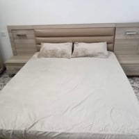 سلیمانی ئازادی • سرير