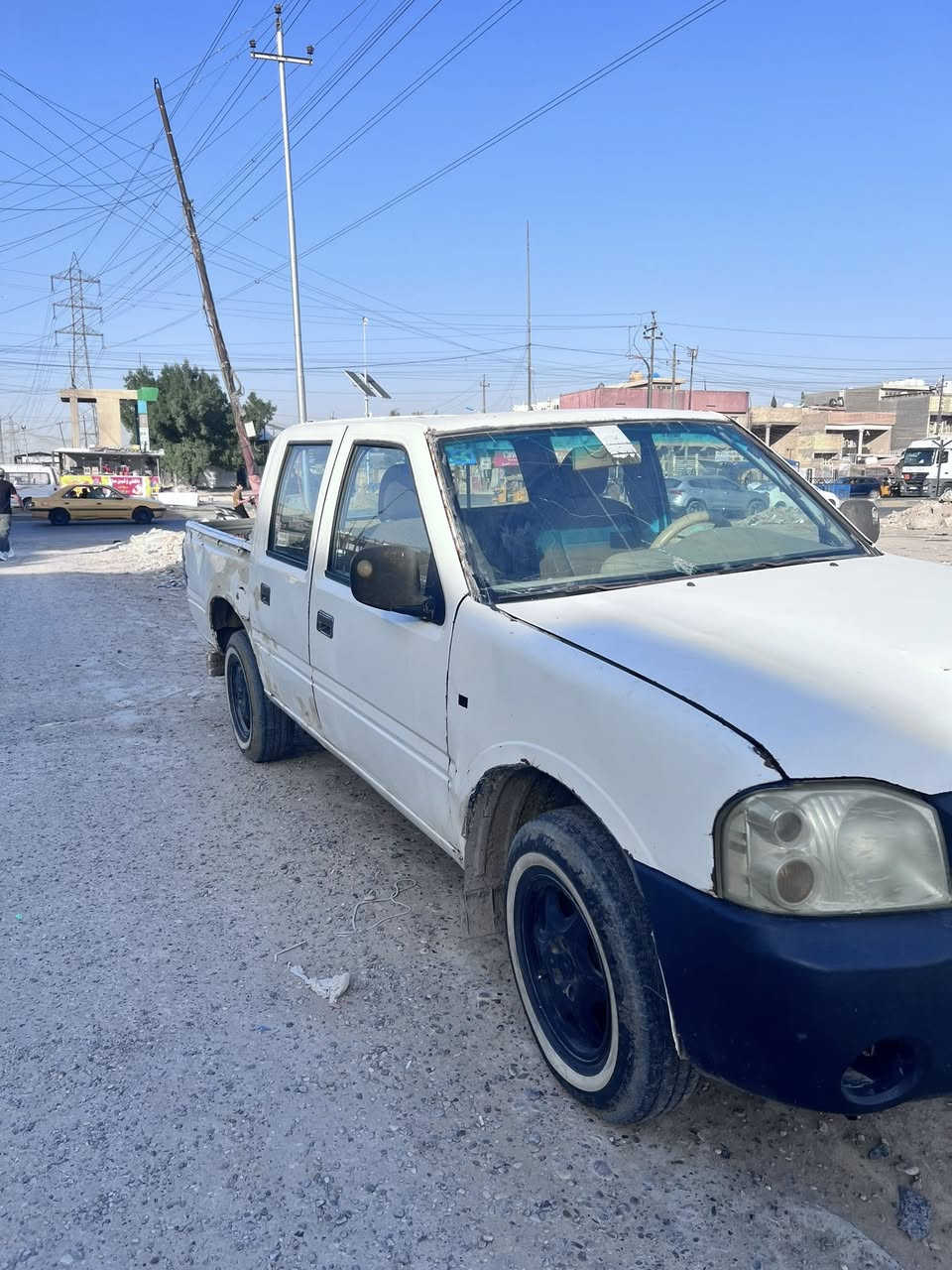 سلام عليكم  موديل 2006  رقم انكليزي تحويل مباشر  
استفسار ***********
